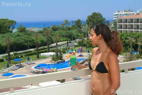 Nissiana Hotel & Bungalows 4